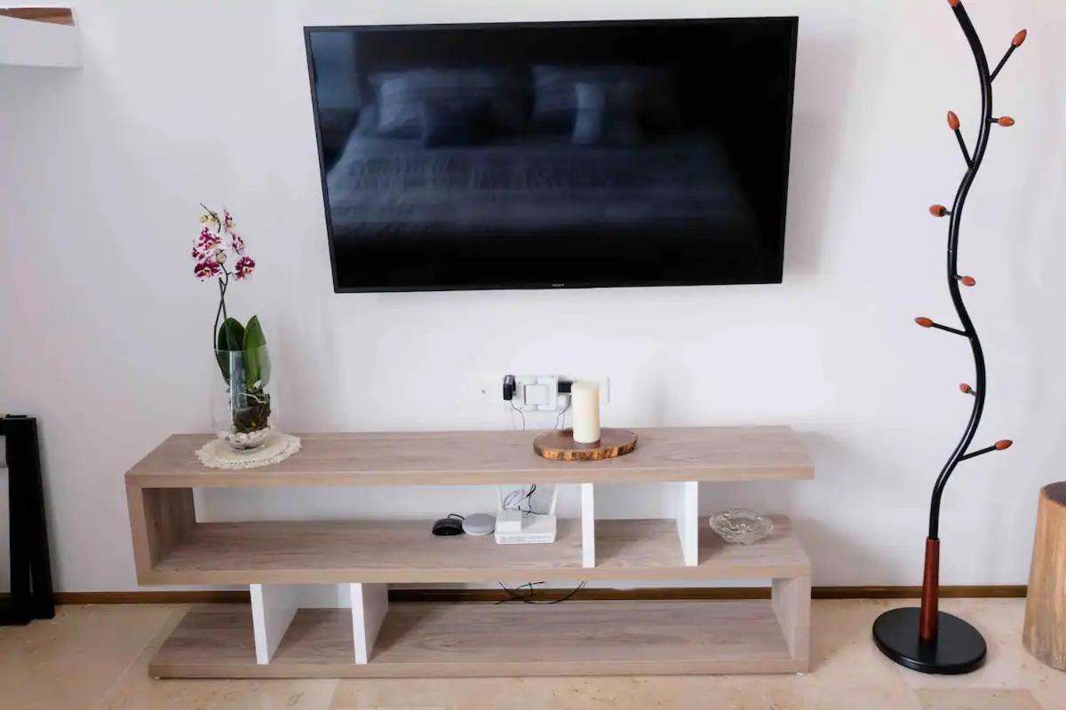 Stayon5a.av.penthouse With Privatepool Freeparking Apartamento